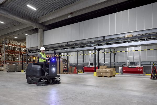 Nilfisk SW300 balayeuse autoportée – Image 7